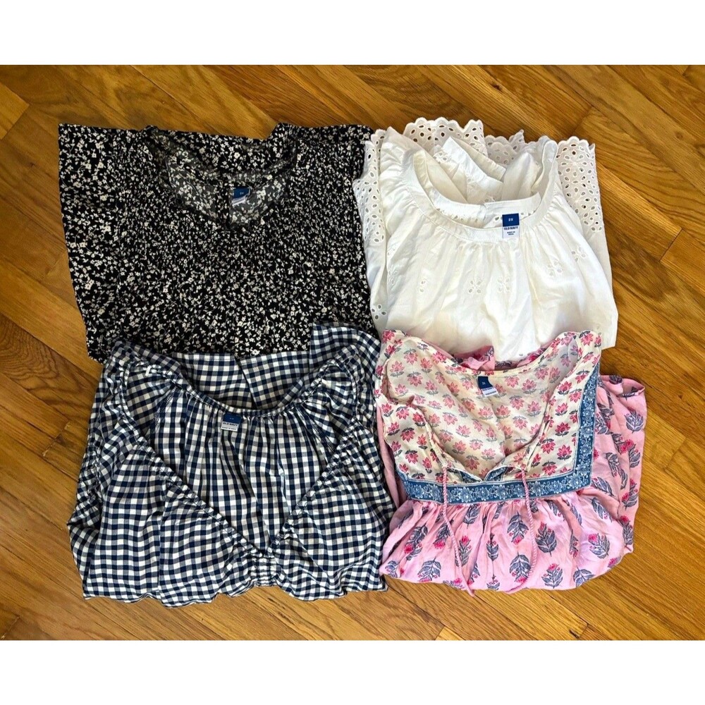 Old Navy Womenโs Tops Lot 4 Size 2X Multicolor Floral Gingham Eyelet Cotton